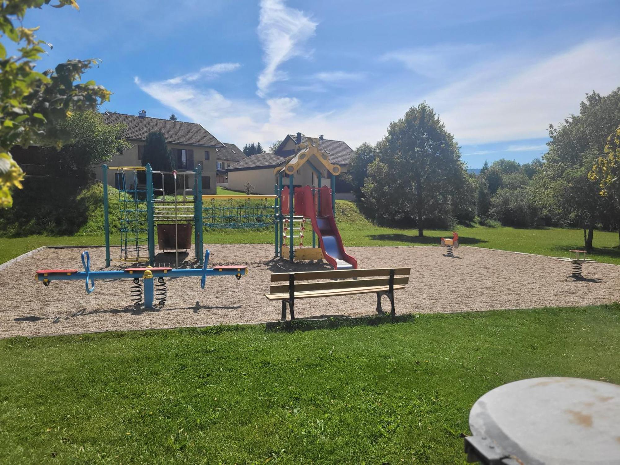Appartement Le Flocon, Joli Petit Cocon 4 Pers En Rez De Jardin Draps Inclus Les Rousses Buitenkant foto