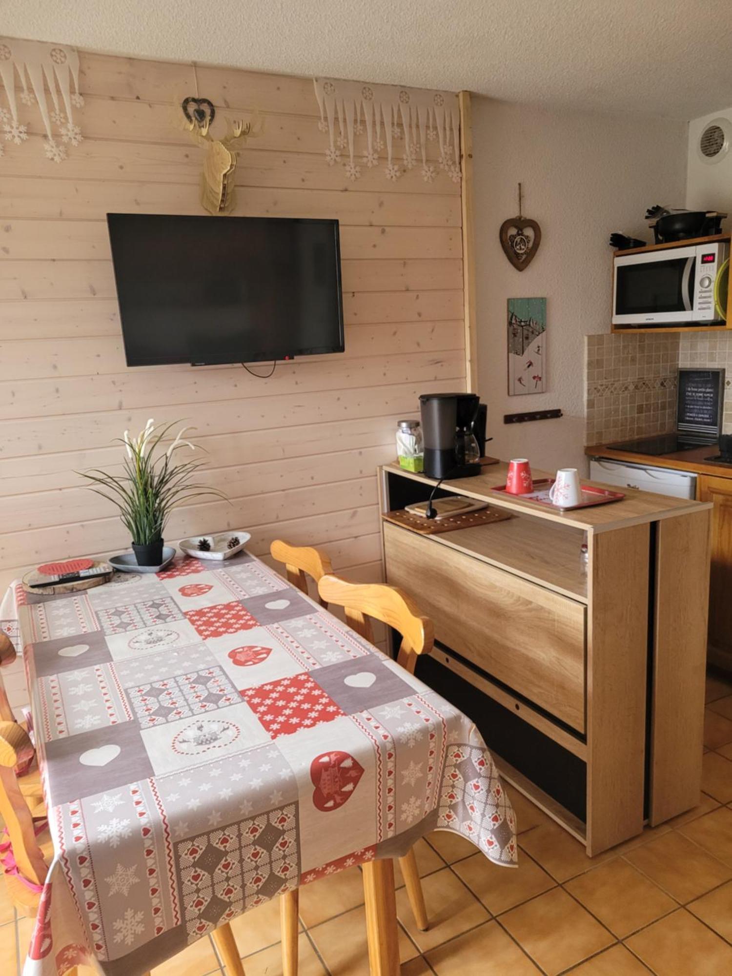 Appartement Le Flocon, Joli Petit Cocon 4 Pers En Rez De Jardin Draps Inclus Les Rousses Buitenkant foto